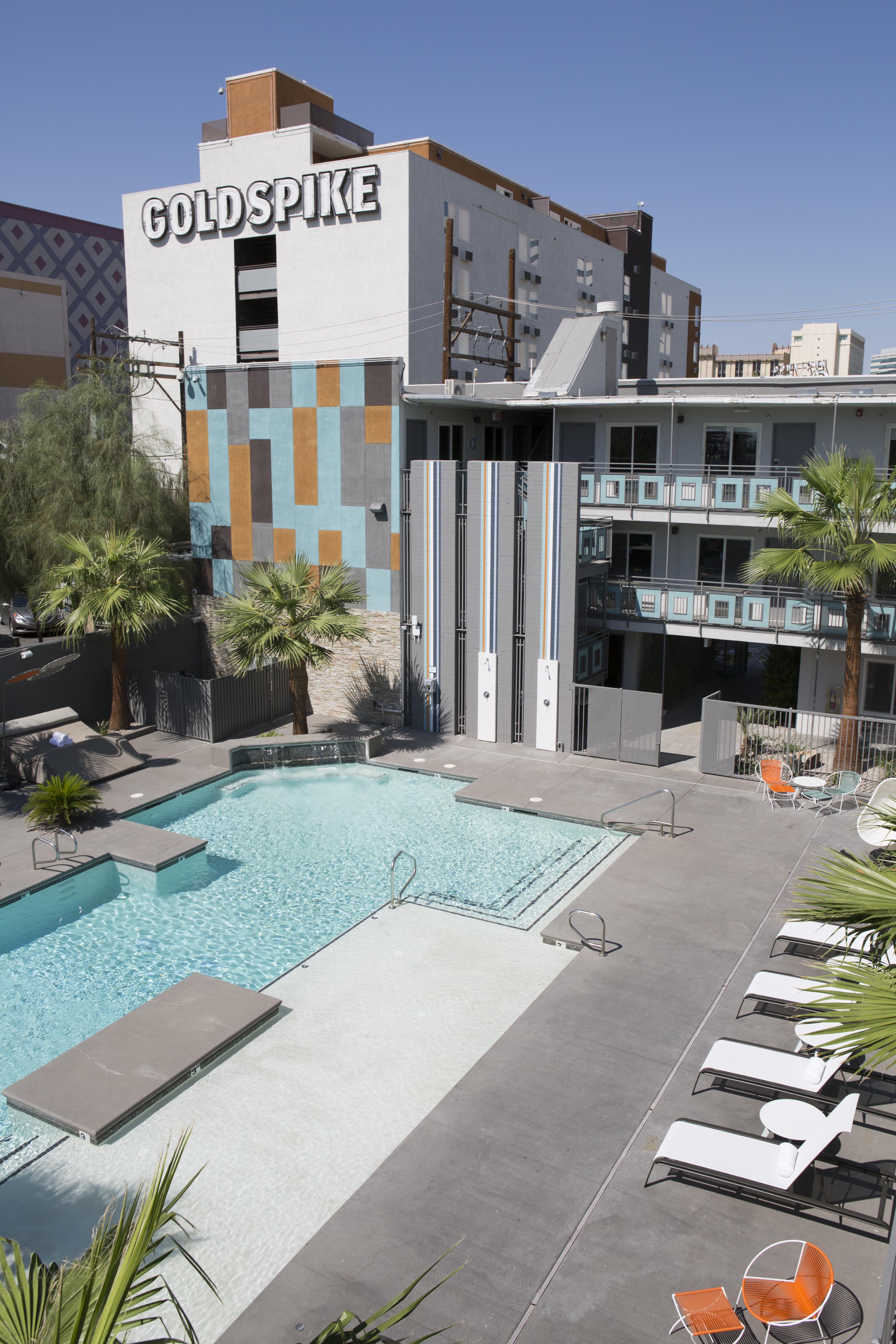 Отель Oasis At Gold Spike (Adults Only) Лас-Вегас Экстерьер фото